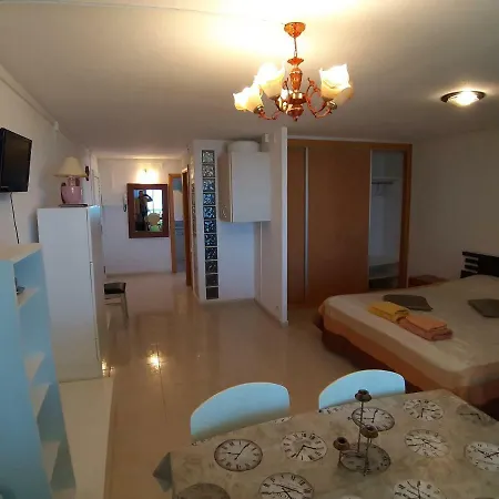 Appartamento La Pineda Beach 1 *